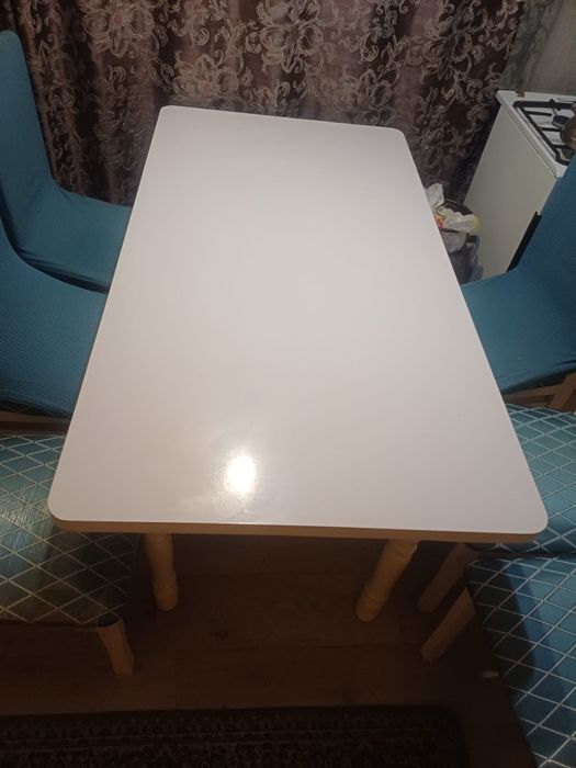 Продам стол со стульями