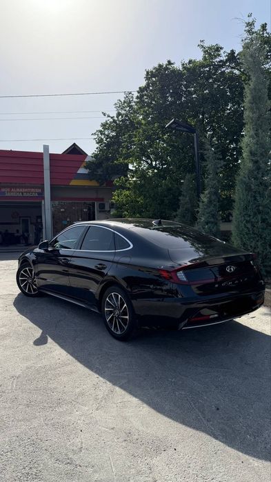 Hyundai Sonata Full