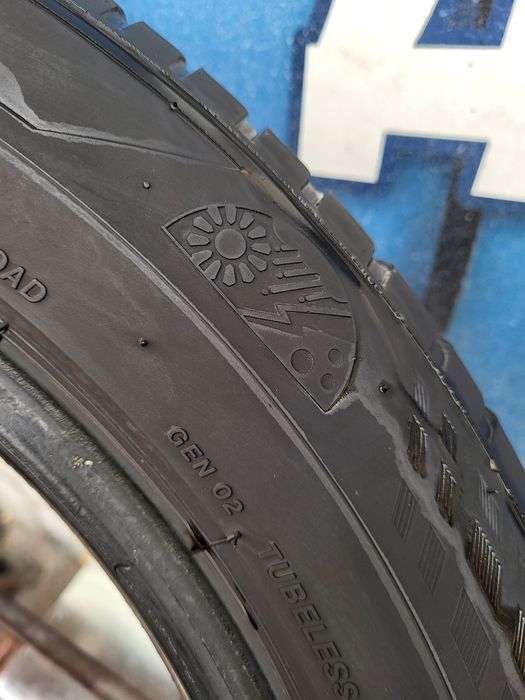 235 55 18 Firestone 2бр всесезонни дот 23