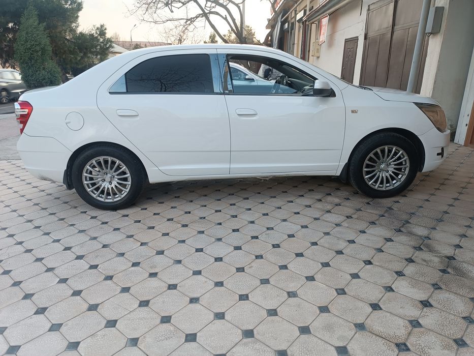 Vossen Diska Balon Sotiladi 215 60 R16 Holati Yaxshi