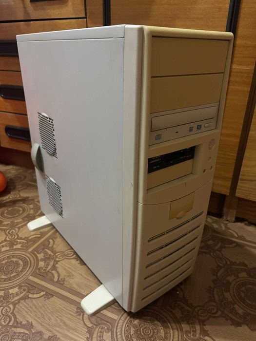 Продам системный блок Pentium Dual E2140  1.6GHz