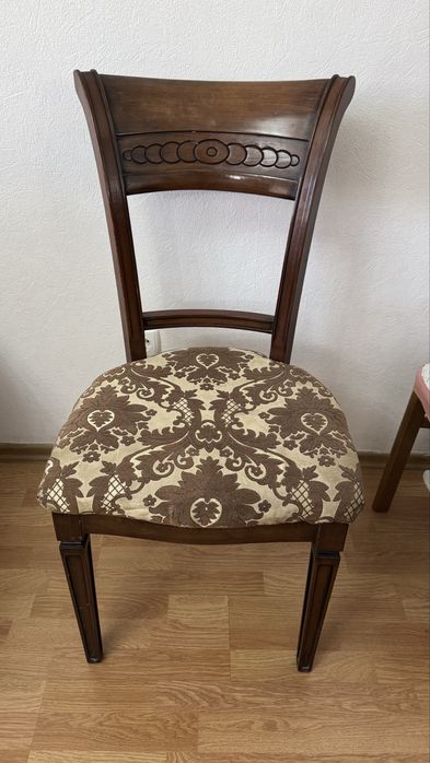 Стулья гостыные