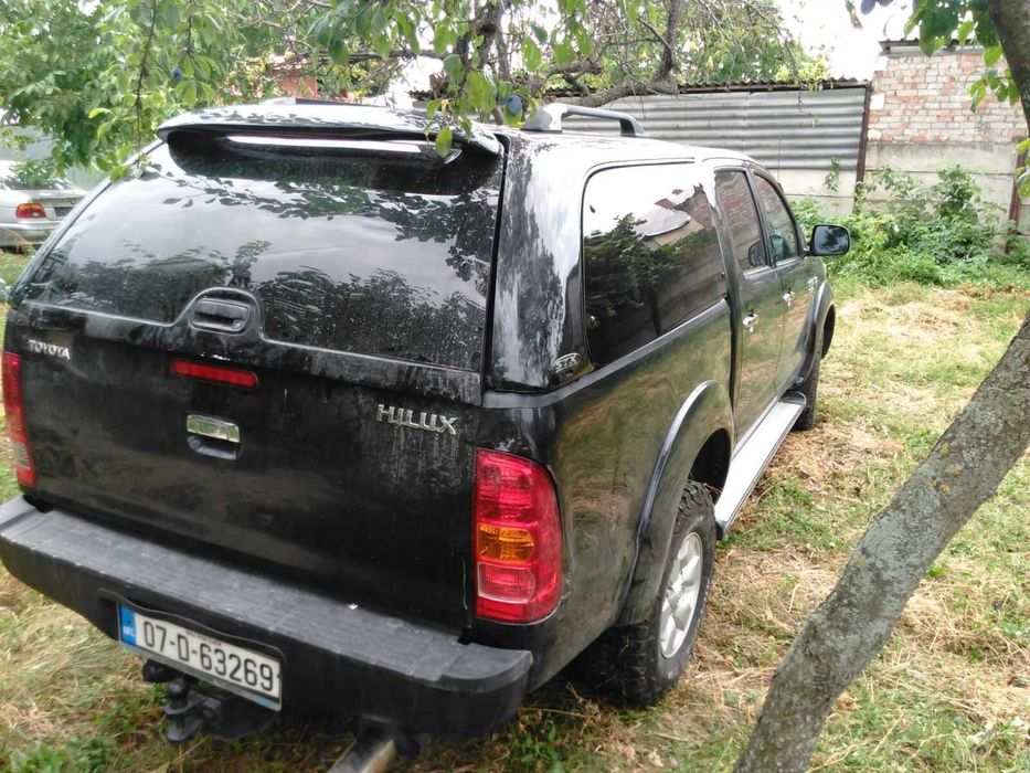 Dezmembrari toyota hilux 3.0D e4