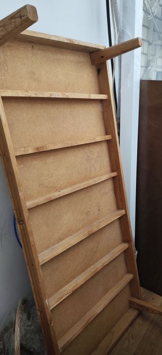 Жер стол сатылады  5000 размері 170х75