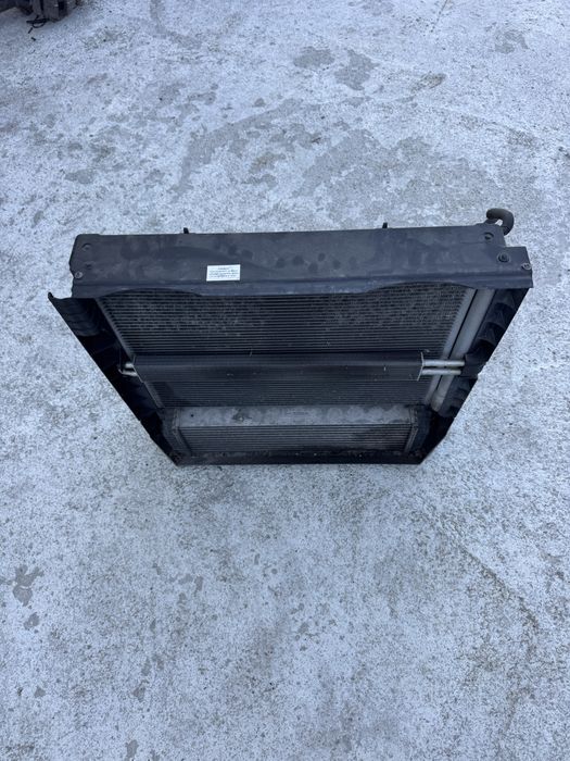 Радиатор, интеркулер бмв х5,х6/е70,е71 ( radiatori bmw x5 e70)