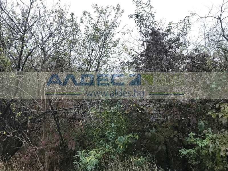 Продава се парцел в кв. Бенковски!