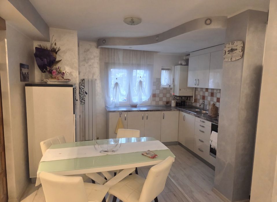 Apartament 2 camere cartier Tudor Vladimirescu