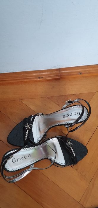 Sandale damă mărimea 39