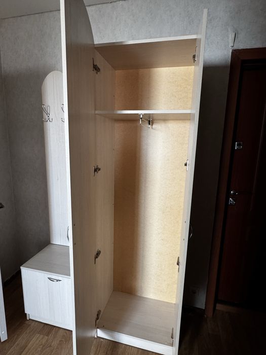 Прихожая шкаф для одежды