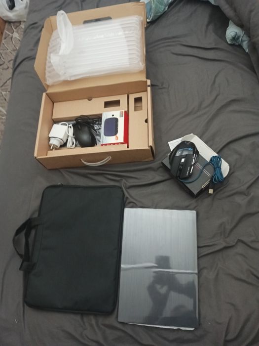 Ноутбук 14 экран 500гб 16G игровой