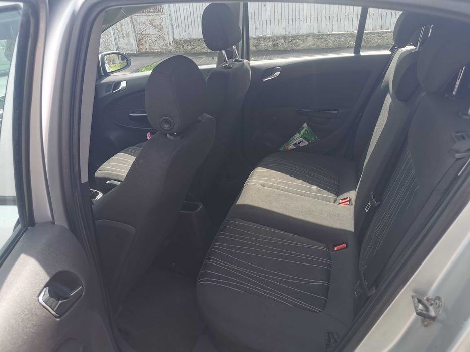 Vând Opel corsa 1.3 diesel
