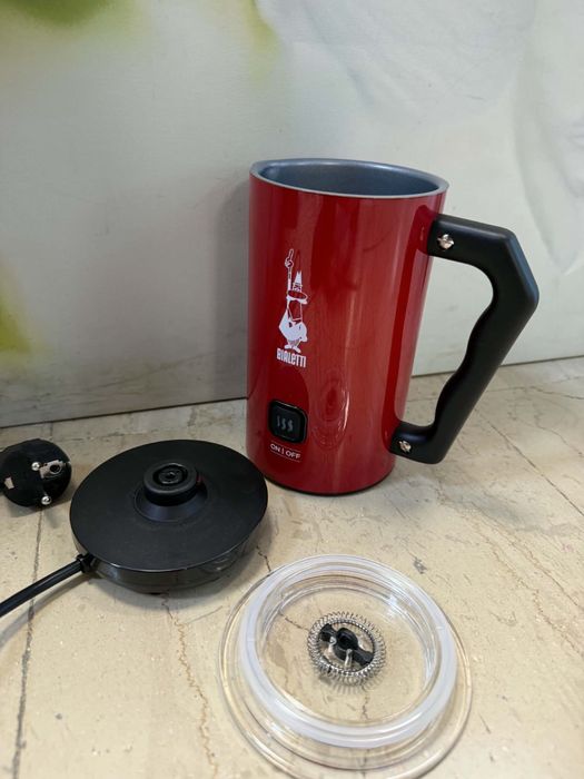Пенообразуватео Bialetti
