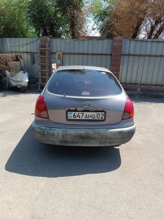 Продаётся Toyota Corolla 1.3L