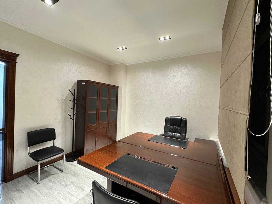 Офис с Мебелью в БЦ Садык Азимова Эфенди ГУВД Мирабад 20/30/40/55 кв.м