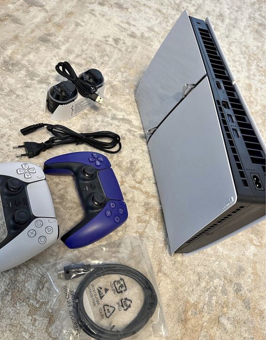 Vand sau schimb ps5 digital edition !