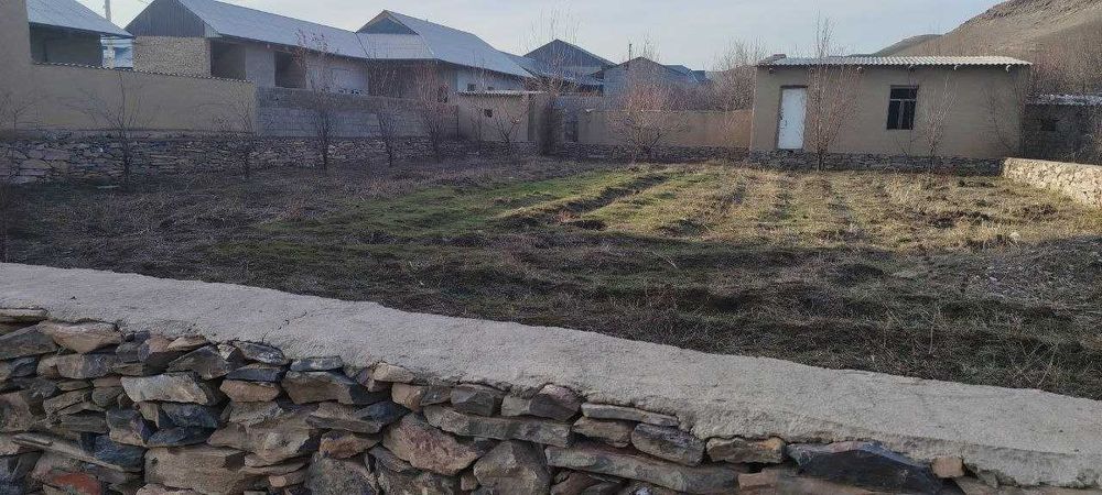 Участка сотилади