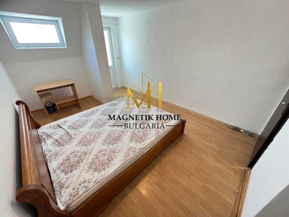 Чудесен двустаен апартамент с отделна кухня до ”ПМГ” в супер центъра