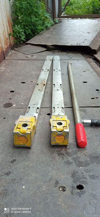 Sistem jolloda pentru descărcat /încărcat semiremorca, remorca