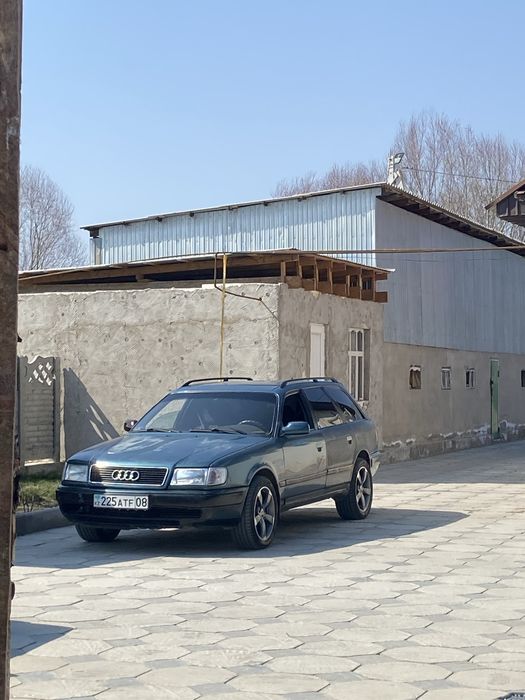 Ауди с4 100 уневерсал 1993 год