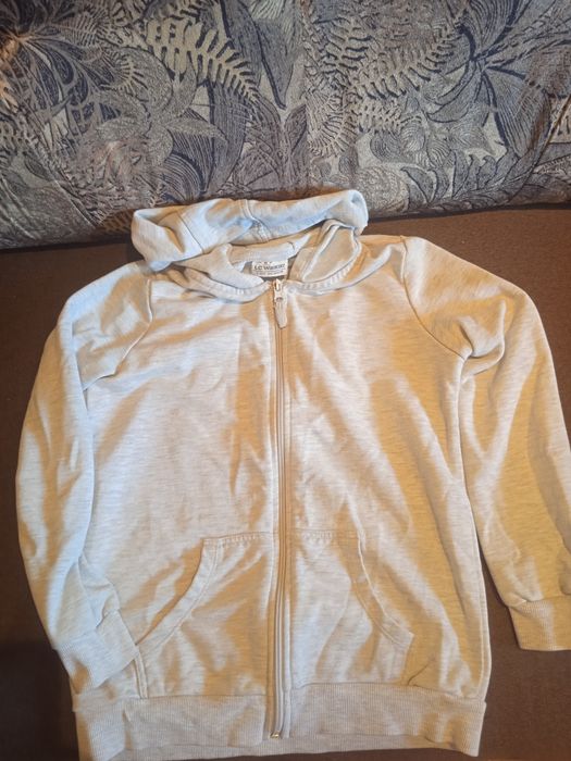 Дрехи за момиче, ръст 134-140