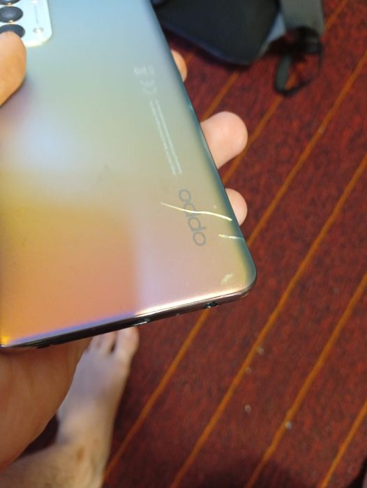 Обменяю телефон Oppo reno5