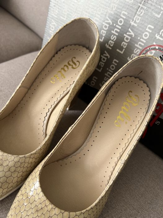 Елегантни обувки на ток - НОВИ