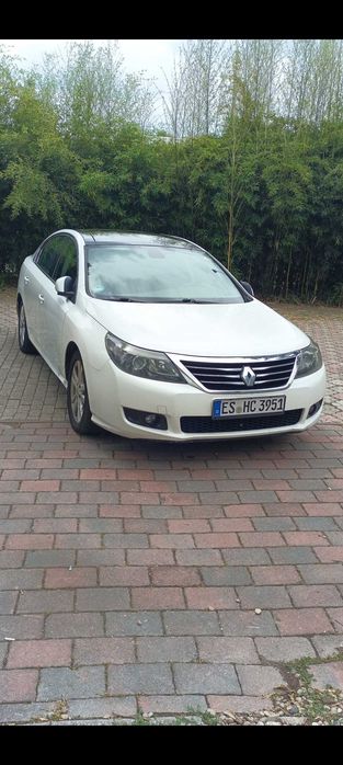 RENAULT Latitude 0 — imagine 3