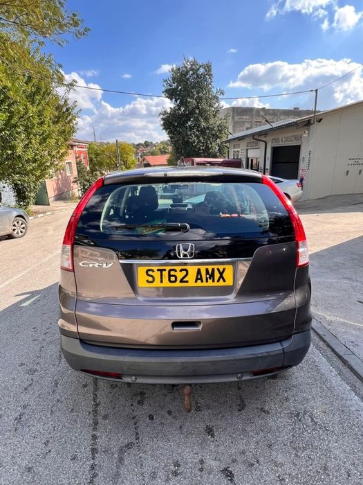 Хонда црв 4 ,,2.2 дизел на части