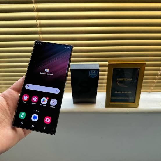 Продаётся телефон Samsung 22Ultra