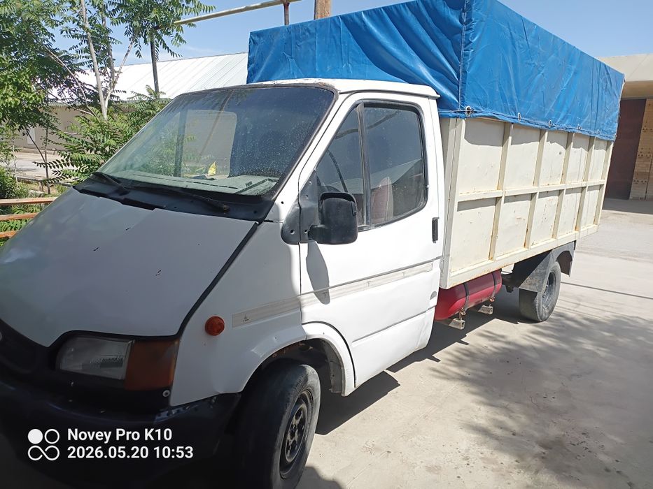 Ford tranzit yili 1998