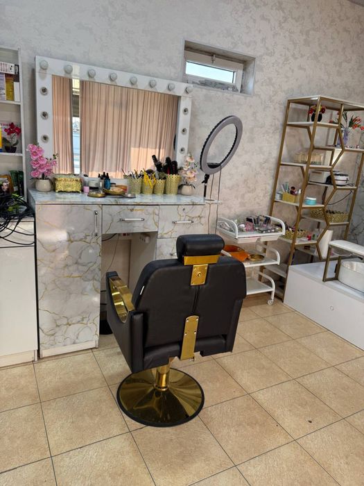 Kamod salon uchun