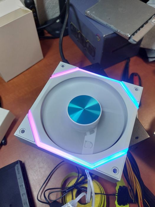 Set ventilatoare rgb 3 buc/pachet,120 mm albe,reverse,noi la cutie,Asiahorse Nyota!
