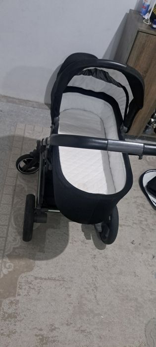 Продам коляску Срочно