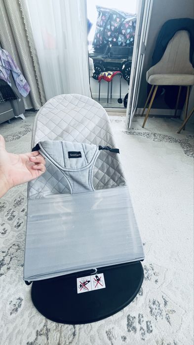 Шезлонг BabyBjörn  отдам даром