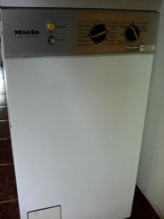 Пералня   с горно отваряне Miele  за части -45 lv