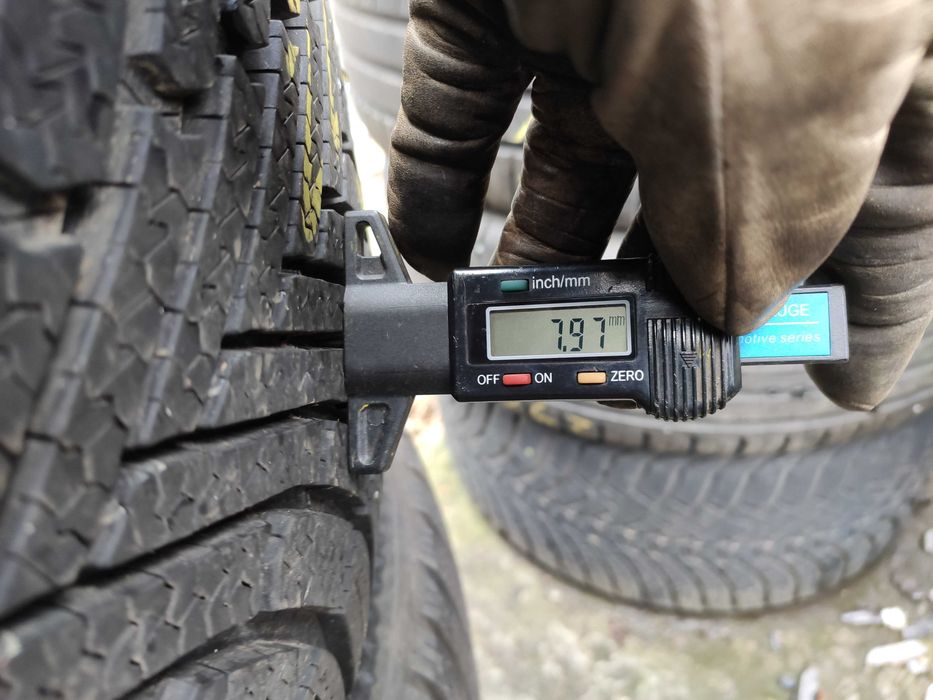 1бр Зимна гума 315 35 21 - Bridgestone - DOT 2025