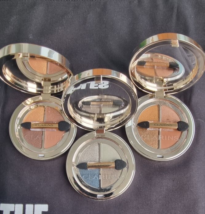 Fard 4 culori Clarins