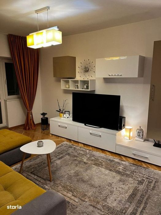 Apartament 3 camere decomandate, 2 bai, etajul 1, zona strazii Bucures