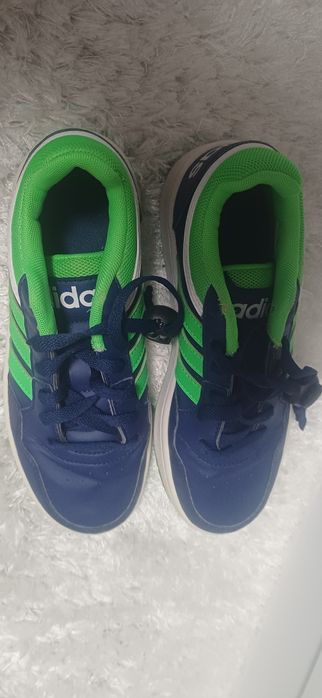 Детски маратонки за момче без следи от употреба