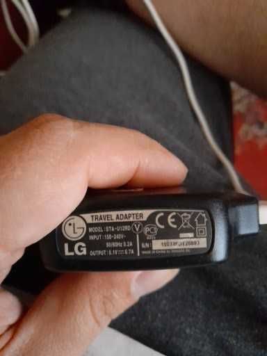 Меняю блютуз наушники небольшие для телефона планшета и не только