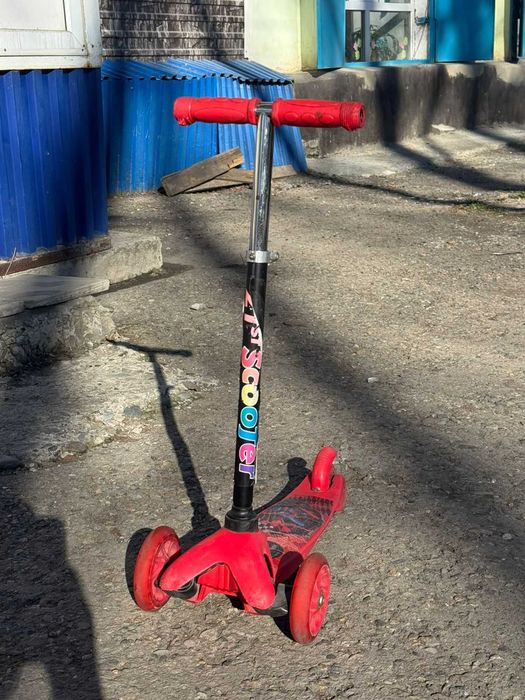 Трёхколёсный велосипед, самокат