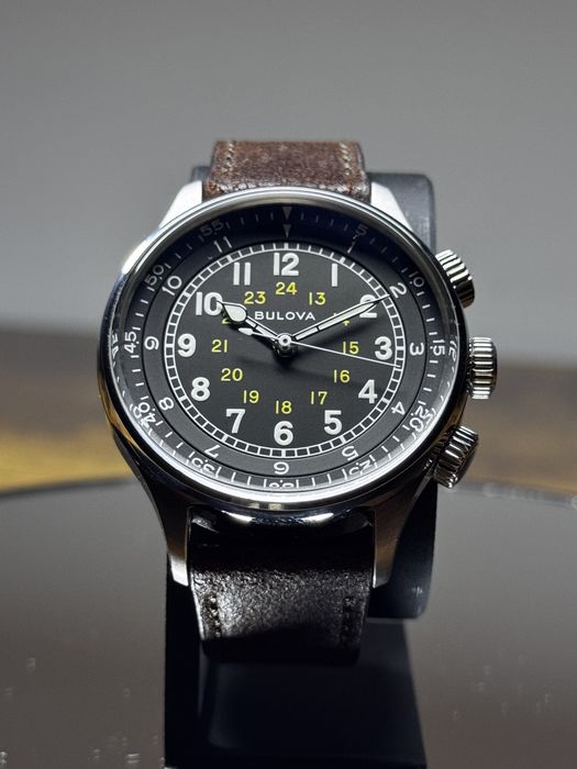 Часы Bulova A15 Pilot Watch