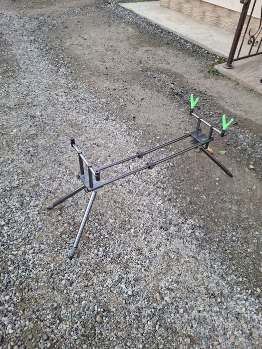 Rod pod 2 posturi Delphin RPX STALK SILVER