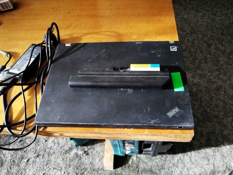 Лаптоп Lenovo ThinkPad T61 На части