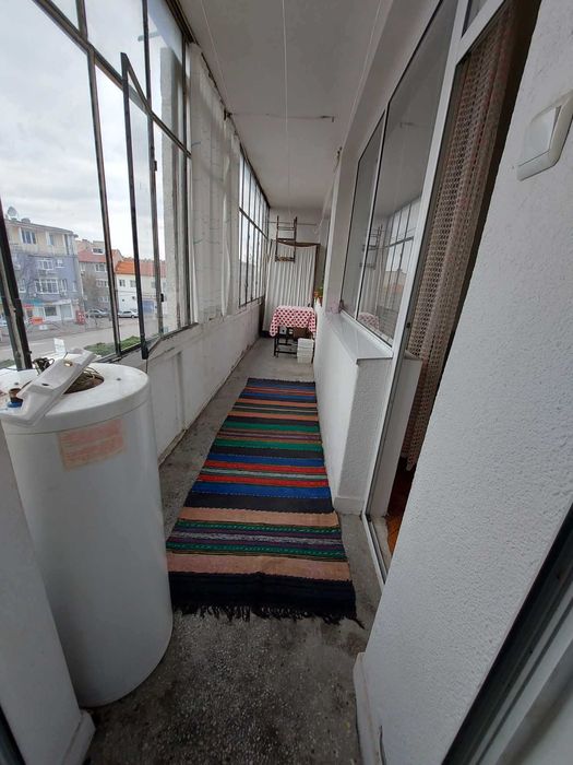 Дава се под наем Двустаен апартамент в Търговище, Център - 65 кв.м за 204 € - Снимка #3