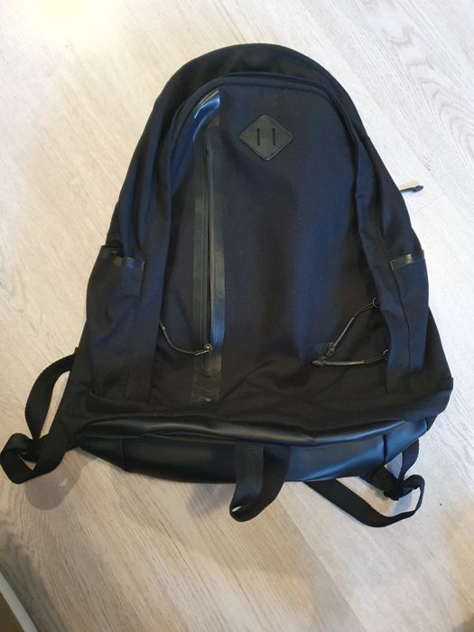 Nike раница черна