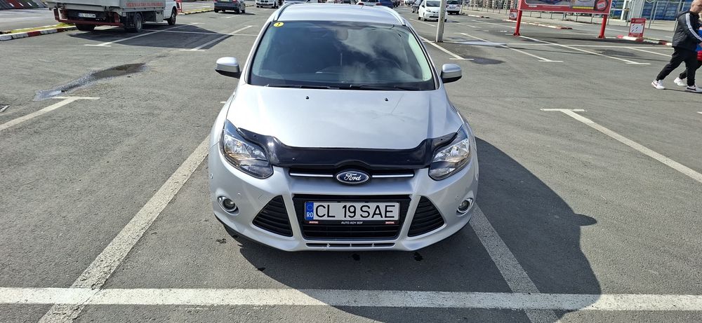 FORD Focus 2012 — imagine 5