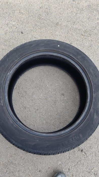 Продам шины 225/55/19