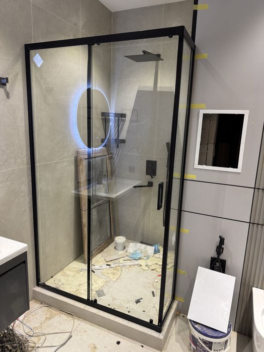 Душавая кабинка из стекло