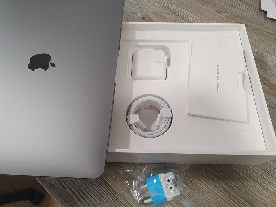 Apple MacBook Air M1, 20 циклов